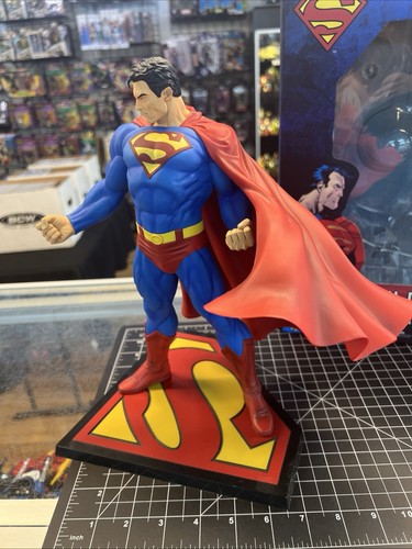 ArtFX Superman For Tomorrow Escala 1/6 Prepintado PVC Estatua Abierta Completa DC - Imagen 4 de 16