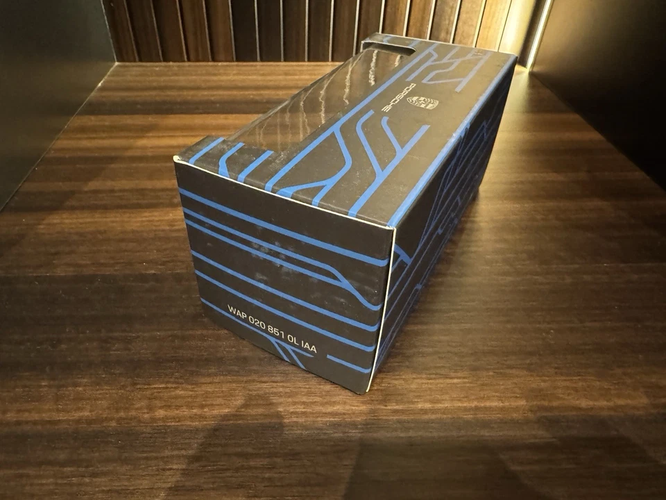 PORSCHE Taycan Turbo S IAA 2019 WAP0202890SGT3 - Immagine 3 di 4