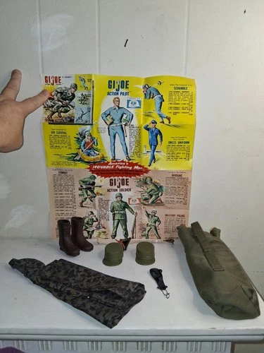 VTG 1964 GI Joe Accessories (9) Brochure Boots Camo Poncho Hats And More ***Read