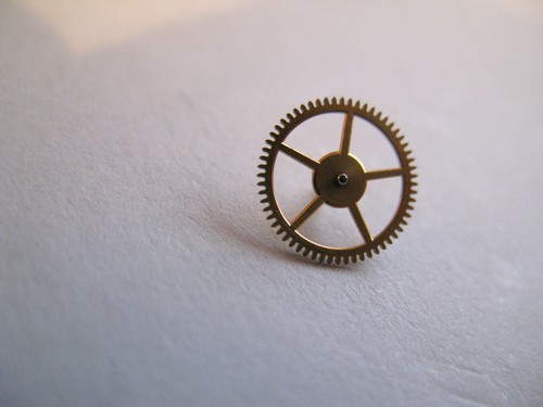 IWC 89 ASSORTED MOVEMENT PARTS - Picture 8 of 18