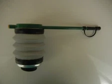 Eaton Getz Bellow Duster Green - 1 each 530-GN (5 oz. Duster)