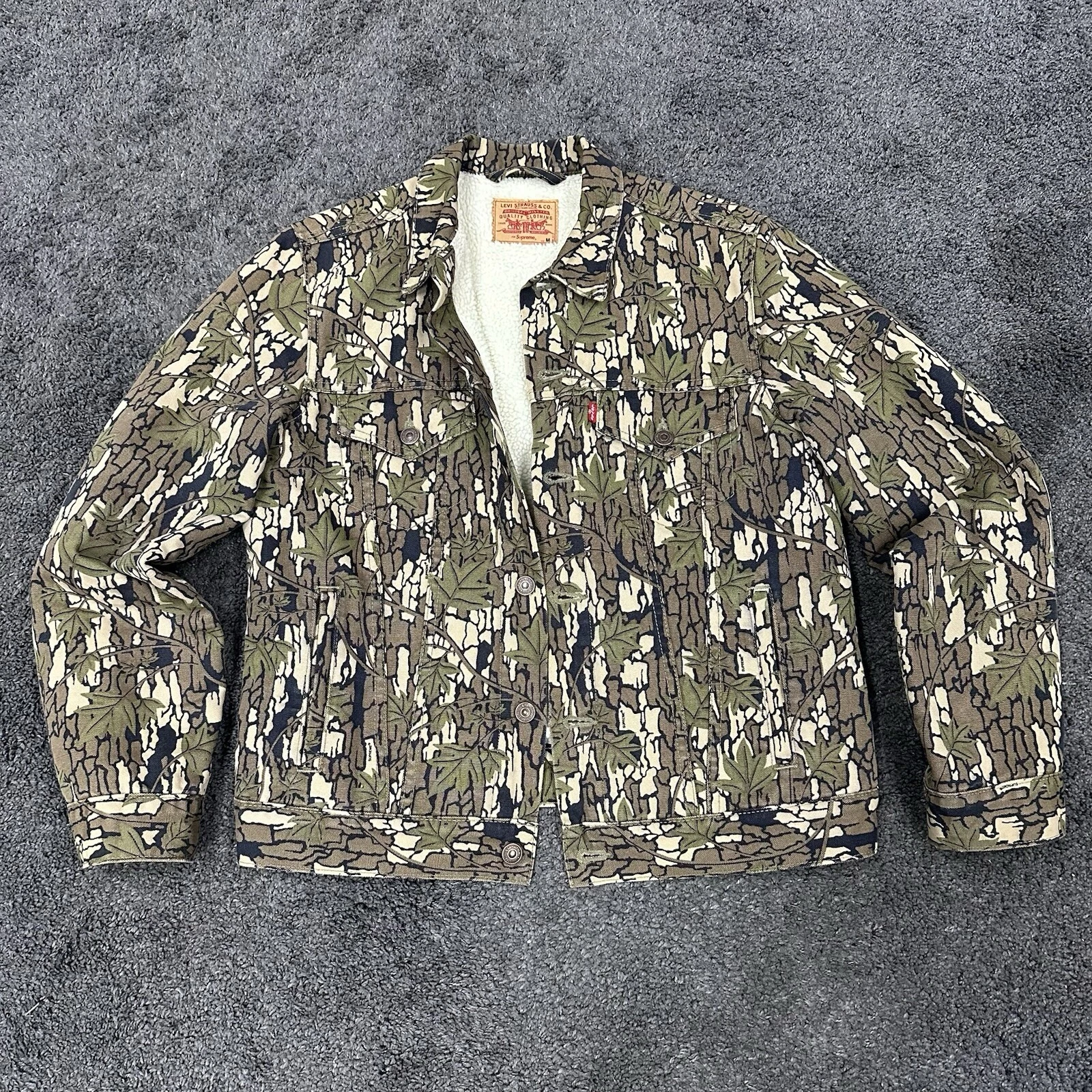 Veste camionneur Sherpa camouflage écorce Supreme x Levi’s 2013   Taille M