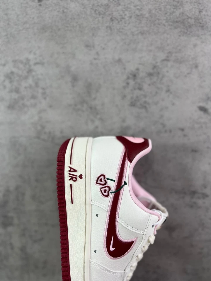 Nike Air Force 1 Low Weiß/Rot/Rosa FD4616-161 - Bild 3 von 4