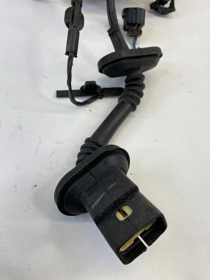 04-12 Arnés de cableado de puerta trasera derecha Mitsubishi Galant MR979421 Foto 4 de 4