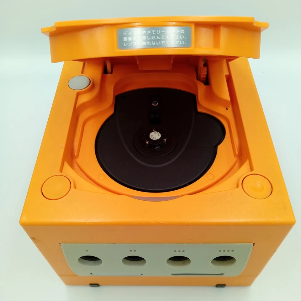 Nintendo GameCube Console Orange Powers On Wont Read Disc Authentic Japanese - Image 3 of 4