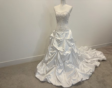 Maggie Sottero Emme White Wedding dress Size 8 Unaltered NEW