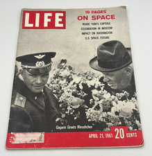 LIFE Magazine April 21, 1961 &ndash; Yuri Gagarin Space Race Issue &ndash; 19 Pages on Space