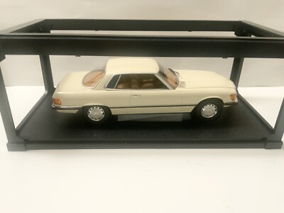 Cult 1/18 メルセデスベンツ 350 SLC W107 s-l400.jpg