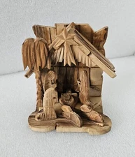 Vintage Olive Wood Nativity Set Manger Christmas Made in Bethlehem Holy Land 6"