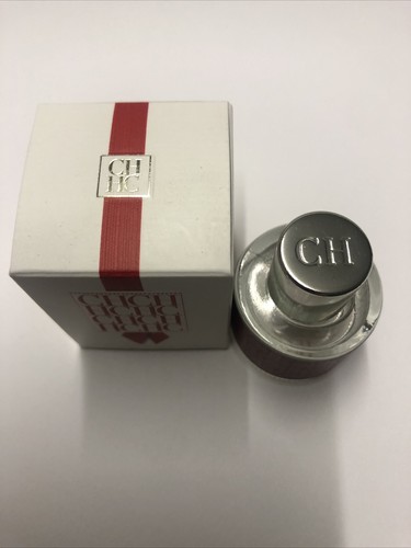 Carolina Herrera CH 8ml Edt Miniature for Women. - Picture 2 of 5