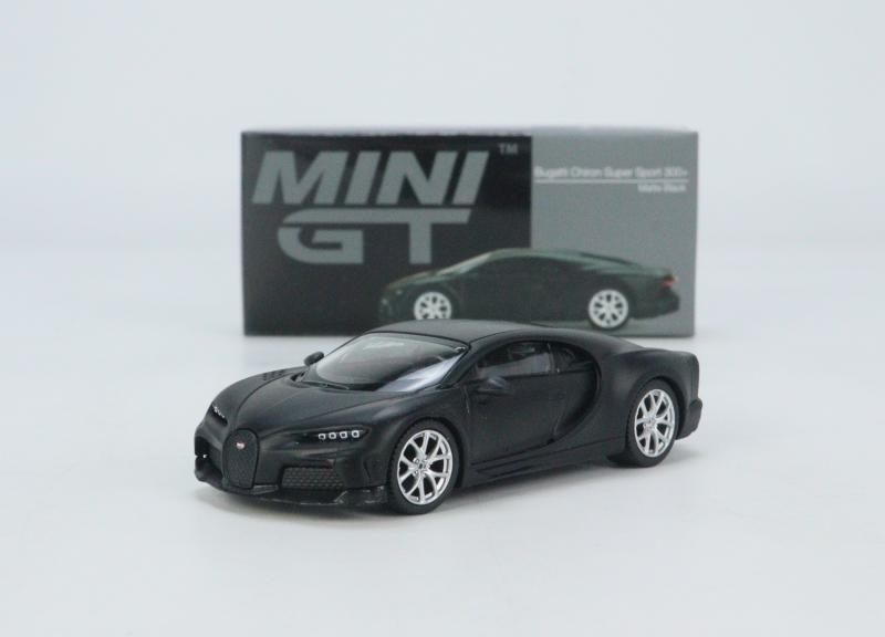 1/64 MiniGT #374 Bugatti Chiron Super Sport 300+ Matte Black Diecast Model Car