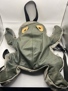 RARE VINTAGE Sandy Vohr Leather Zoo Frog Backpack for serious COLLECTION