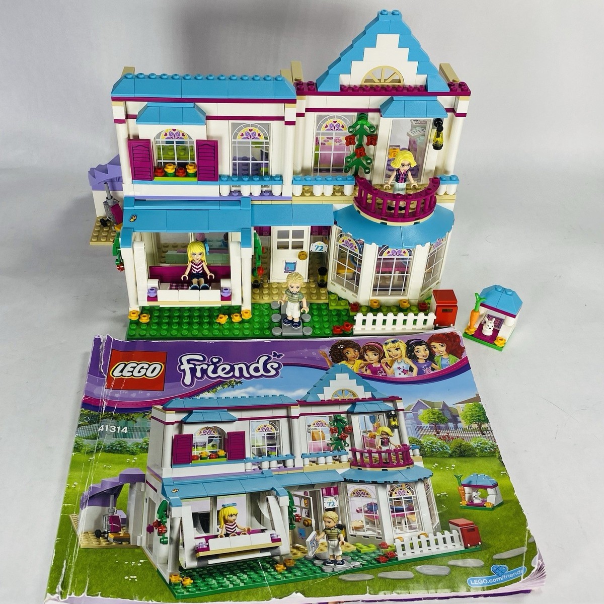 98% Complete Lego Friends 41314 Stephanie's House Set with Manual