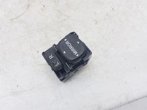 TOYOTA COROLLA Verso ZER, ZZE12, R1 Spiegeleinstellschalter 183574 25480834