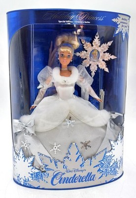 1996 Walt Disney's Cinderella Holiday Princess Puppe / Disney Mattel 16090, NrfB