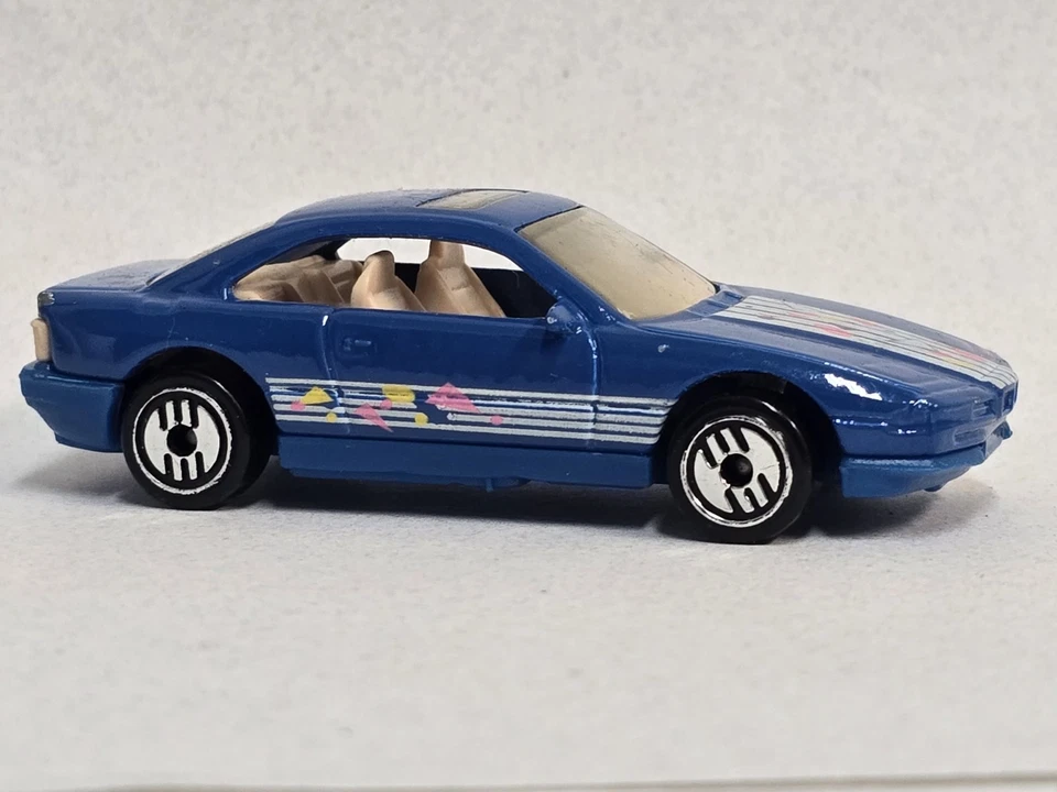 Hot Wheels BMW 850i #255 Ultra Hots Wheels 1/64 Scale Loose Car Diecast - Image 2 of 4