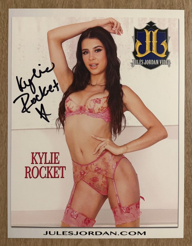 Kylie Rockett Adult Model Autographed 8.5 x 11 Photo