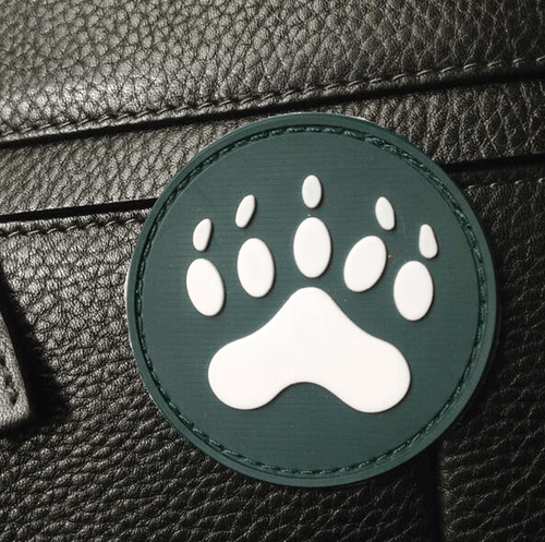 3D PVC BLACKWATER TRACKER BEAR PAW RUBBER HOOK LOOP PATCH BADGE GREEN WHITE - Picture 5 of 5