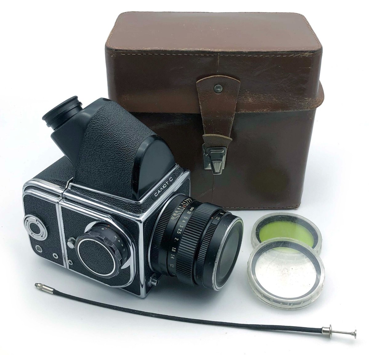 Salyut-C TTL Arsenal 6x6 medium format camera set with Vega-12B