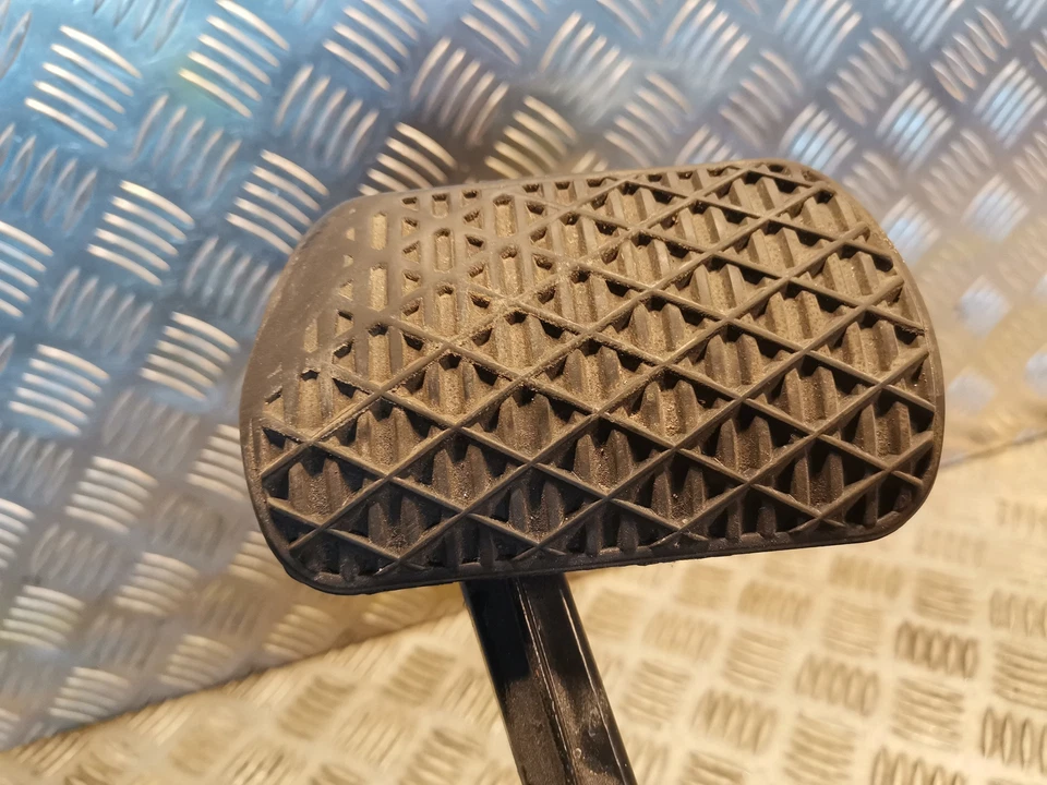 Pedal de freio MERCEDES-BENZ W169 A 200 TURBO 1692901001 EU LHD - Imagem 4 de 4