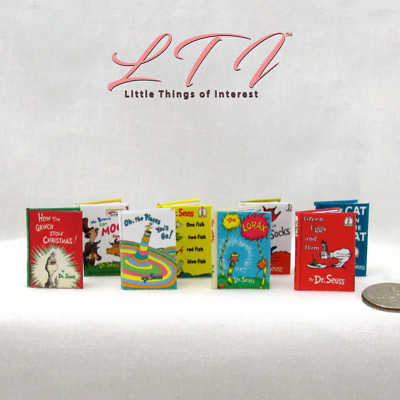 DR. SEUSS set of 8 Pc 1:12 Scale Miniature Readable Illustrated Books
