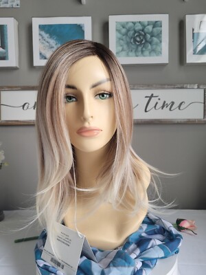 COSMO SLEEK   Wig Melted Marshmallow Balayage Blonde Lace Front/Lace Part Long