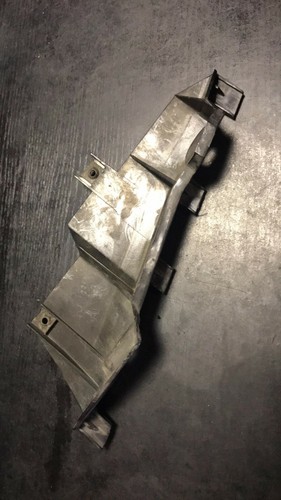 BMW E39 Scheinwerferhalter rechts Bj 95-99 145532 OEM