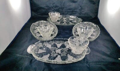 Vintage Clear Glass Anchor Hocking Snack Trays And Cups Set Of 4 PERFECT COND 