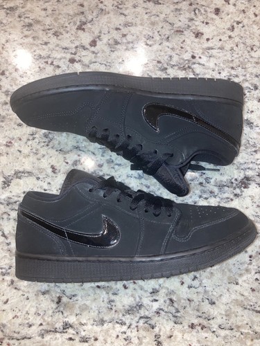j1 low triple black