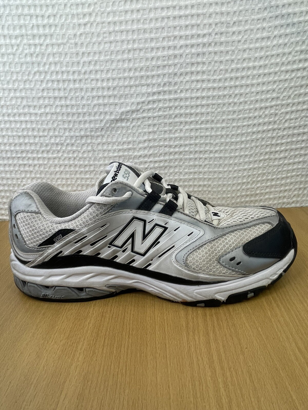 NEW BALANCE 550 MX550WBS Men’s Size 9.5 White Gray Sneakers Lace Up