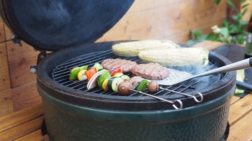 BBQ Grill 5pc Tools Set w/ Spatula, Tong, Basting Brush, BBQ Fork & Grill Brush - Picture 7 of 8