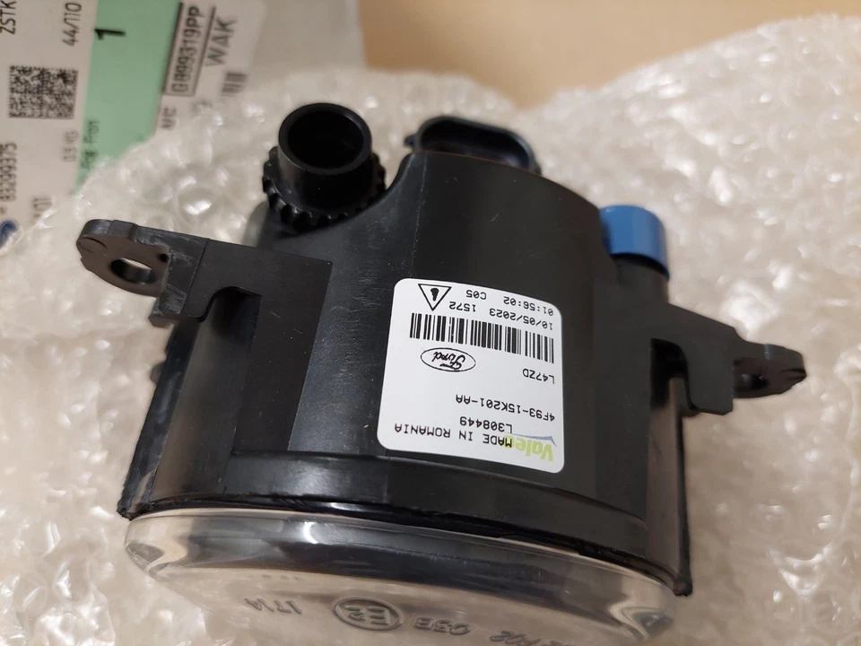 Ford Transit Custom Mk8 Front Fog Light Lamp 2015-2019 4550597 Genuine NEW - Image 4 of 4