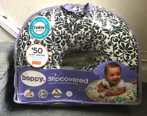 Boppy Nursing and Infant Support Pillow, Black and white cover, EUC