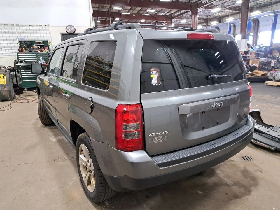 Cilindro mestre de freio 2011 Patriot Sku#4125727 - Imagem 2 de 4