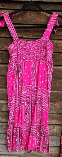 2 Angela Mara Dresses, Size Medium - Picture 10 of 15
