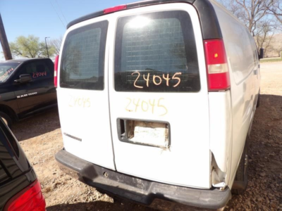 2003-2021 Chevy Express 2500 Van Driver Left Front Spindle Knuckle