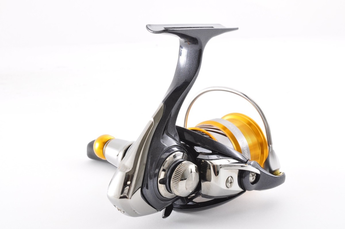 Daiwa 20 Revros LT 2000S Excellent+5 Spinning Reel from