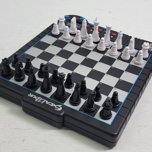 Pavilion Excalibur Deluxe Electronic Chess Game Magnetic Set Teach Mode 73 Level - Picture 4 of 13