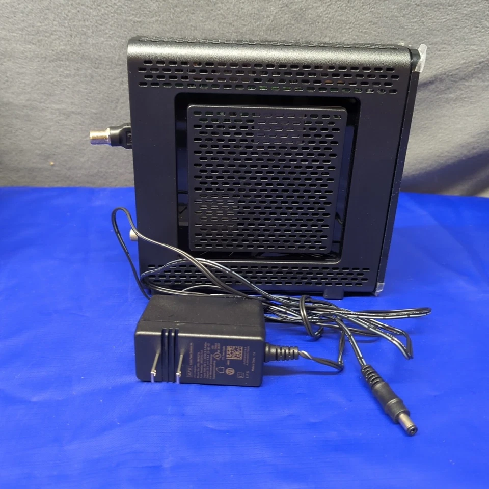 ARRIS Intel inside SURFboard SBG10 Wifi Cable Modem & Wifi Router - Image 3 of 4