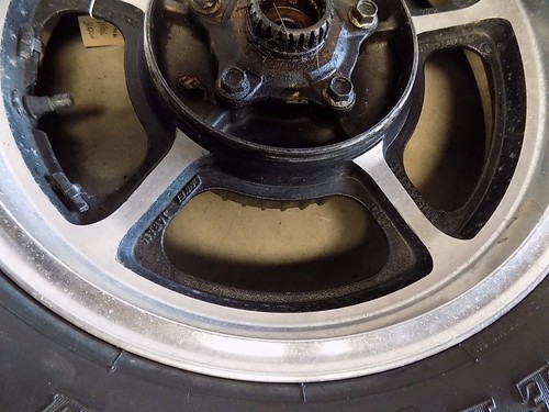 86 Honda Shadow VT 700 C Straight Rear Wheel 15x3.00 ~FastFreeShip~ - Picture 2 of 11
