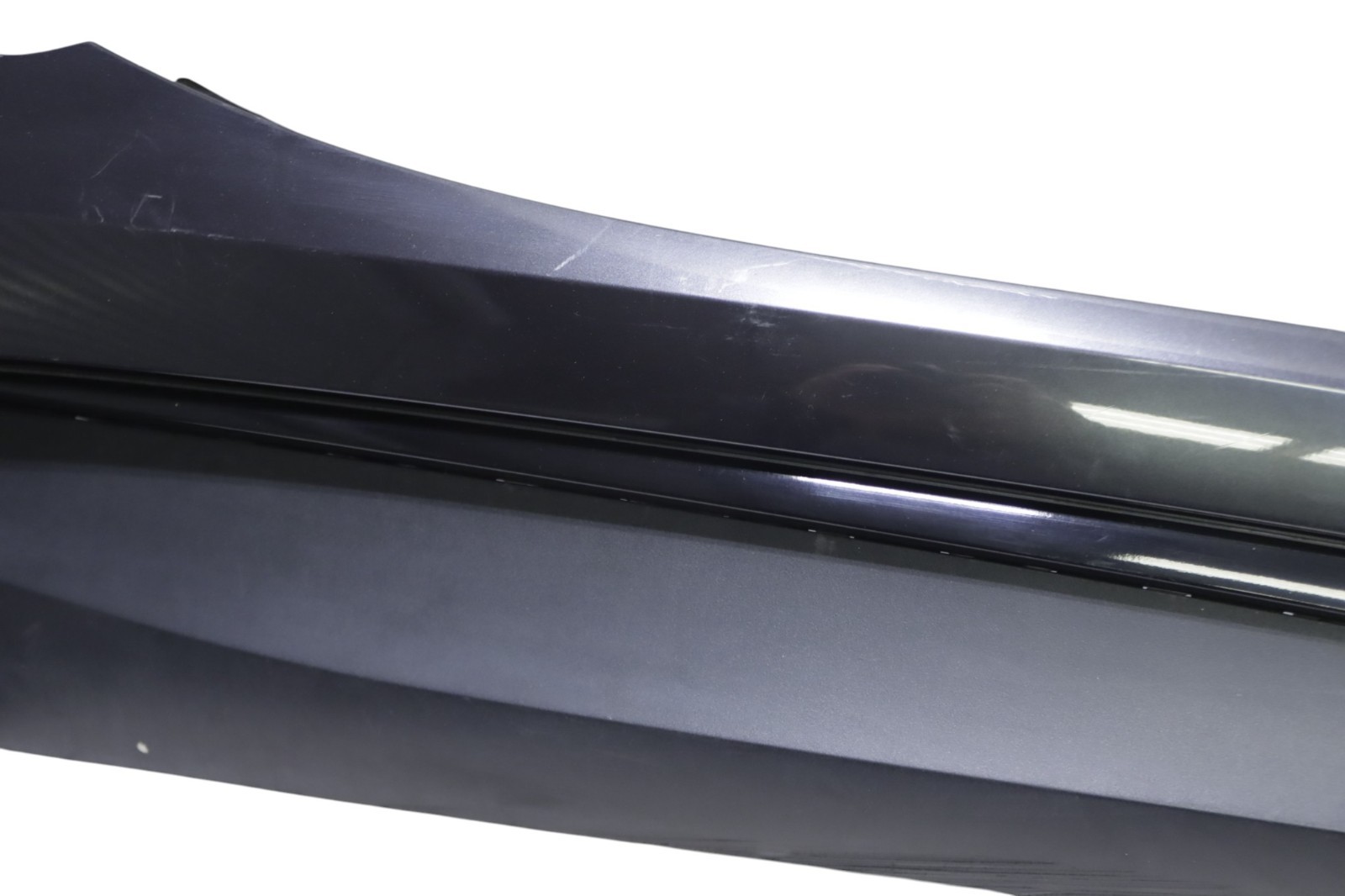 BMW I8 I12 Right Passenger Side Skirt Rocker Panel Molding 2014 - 2020 OEM