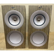 KEF R3 Meta Bookshelf Speaker - Pair (Walnut)