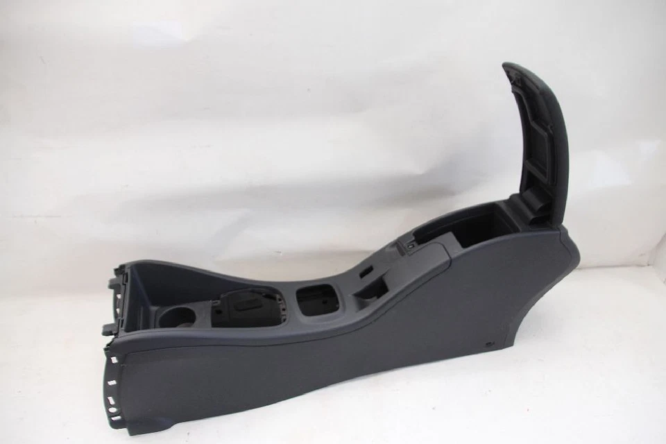 console centrale Renault MEGANE 3 BZO 38300 - Photo 2/4