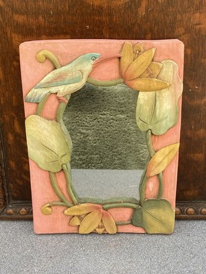 Vintage rustikaler handgeschnitzter Spiegel im Rahmen tropischer Vogel und Blumen 25 cm