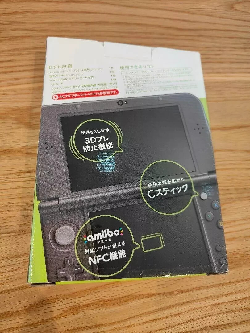 NINTENDO New 3DS LL XL Lime Green Black Console w/Box NTSC-J