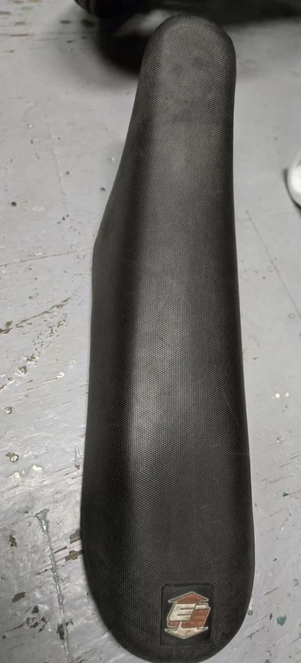 KTM EXC300 2004 ASIENTO (MERCADO DE ACCESORIOS) Foto 3 de 4