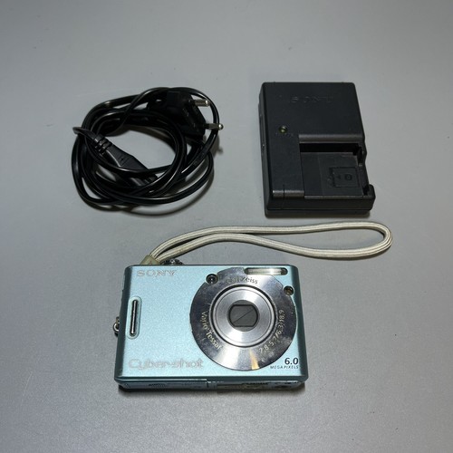 Sony Cyber-Shot DSC-W30 6.0MP Digital Camera - Blue - Picture 12 of 12