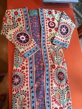 Handmade Upcycled Uzbek Suzani Embroidery Chapan Coat/Robe/Kaftan/Kimono Chopon