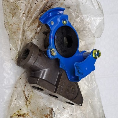 Haldex 11440 Blue Gladhand Service Mount Bracket
