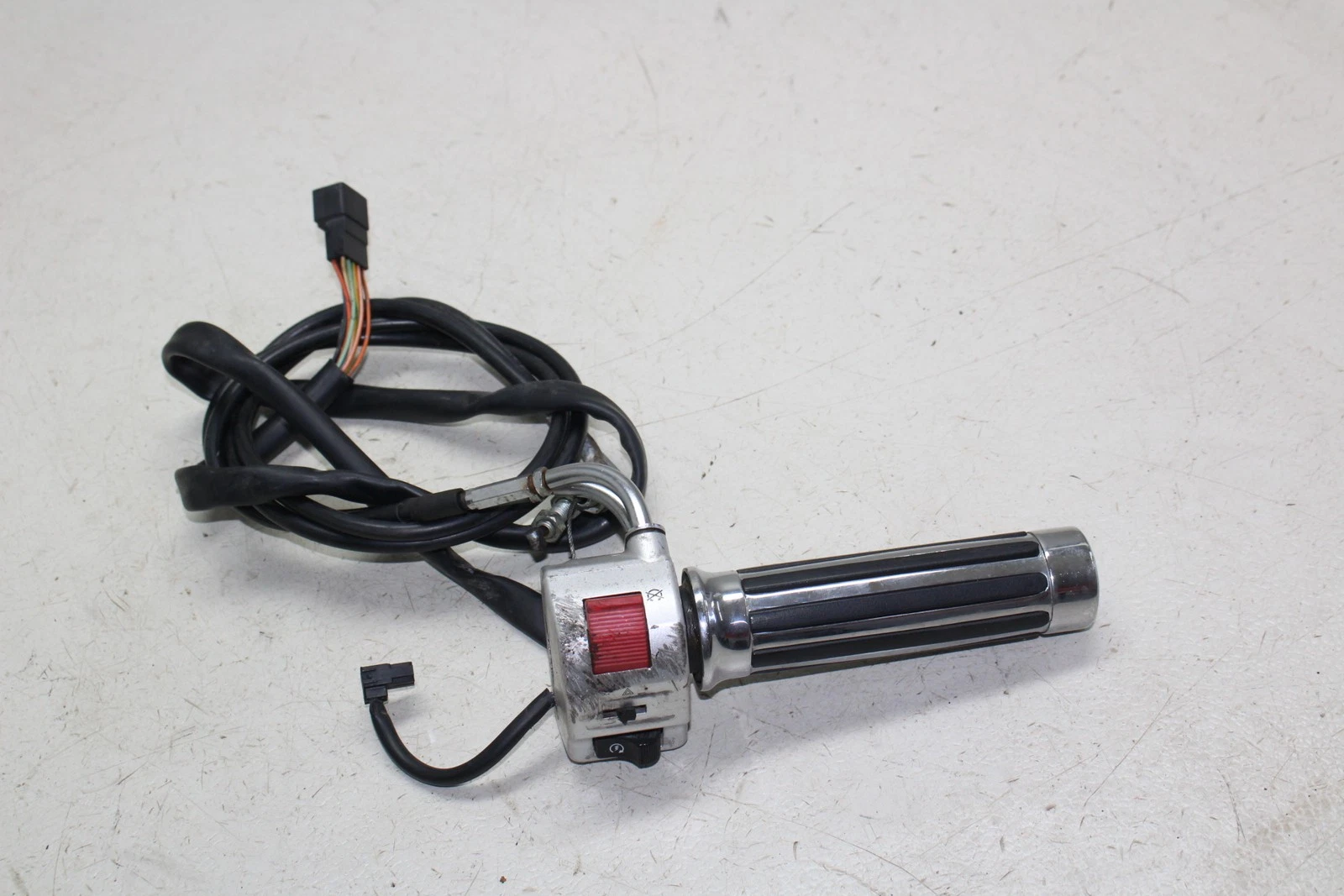 2005-2009 Suzuki Boulevard C50 Right Kill Off Start Switch Switches